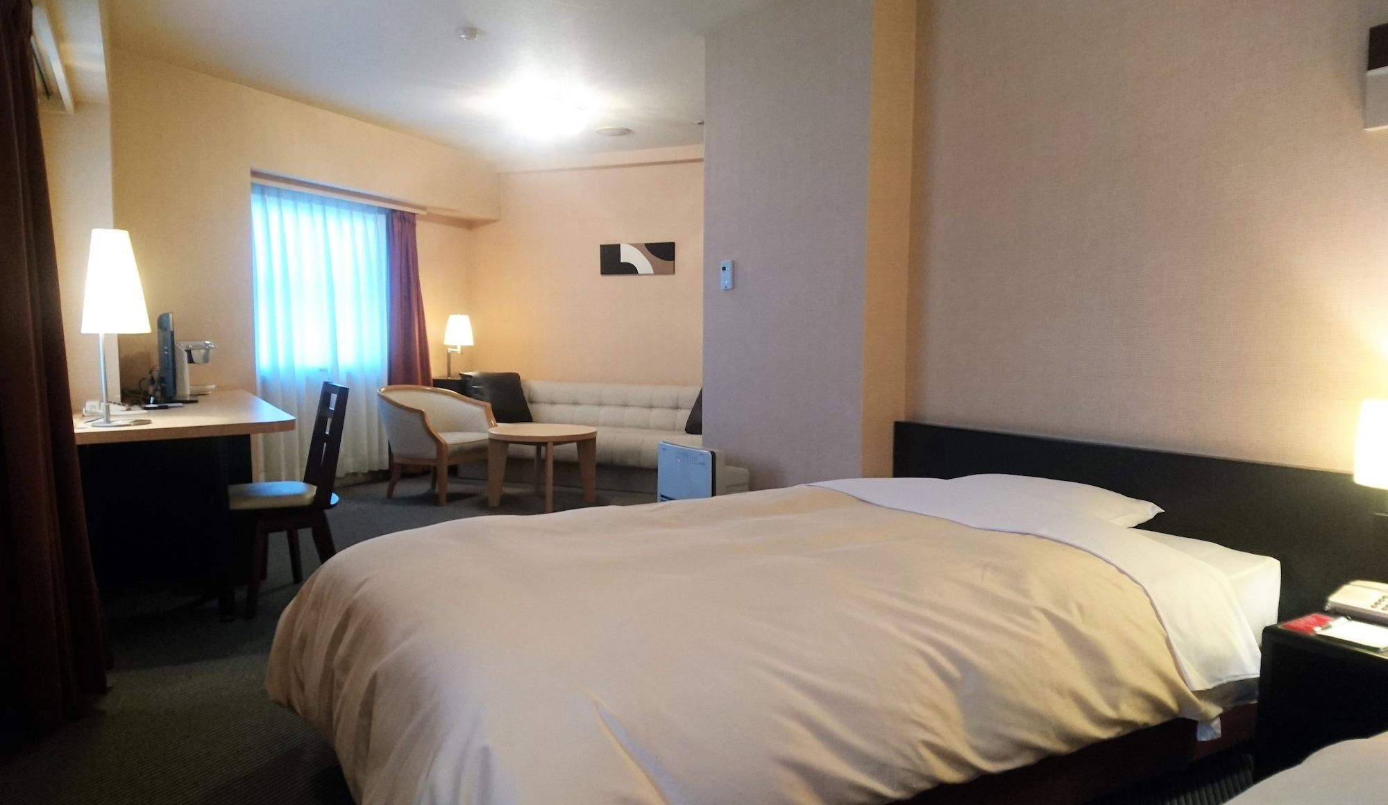 Hotel Crown Hills קושירו מראה חיצוני תמונה